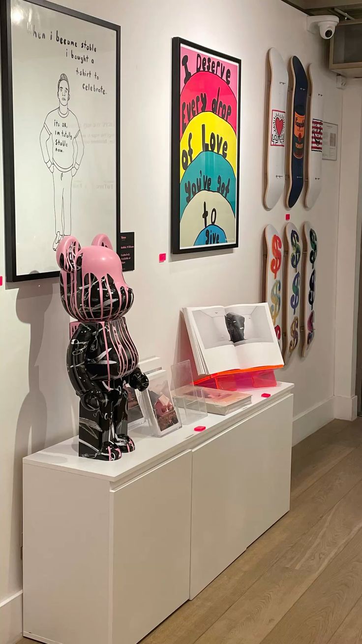 Cómo Cuidar y Conservar tus Figuras Coleccionables como un Profesional